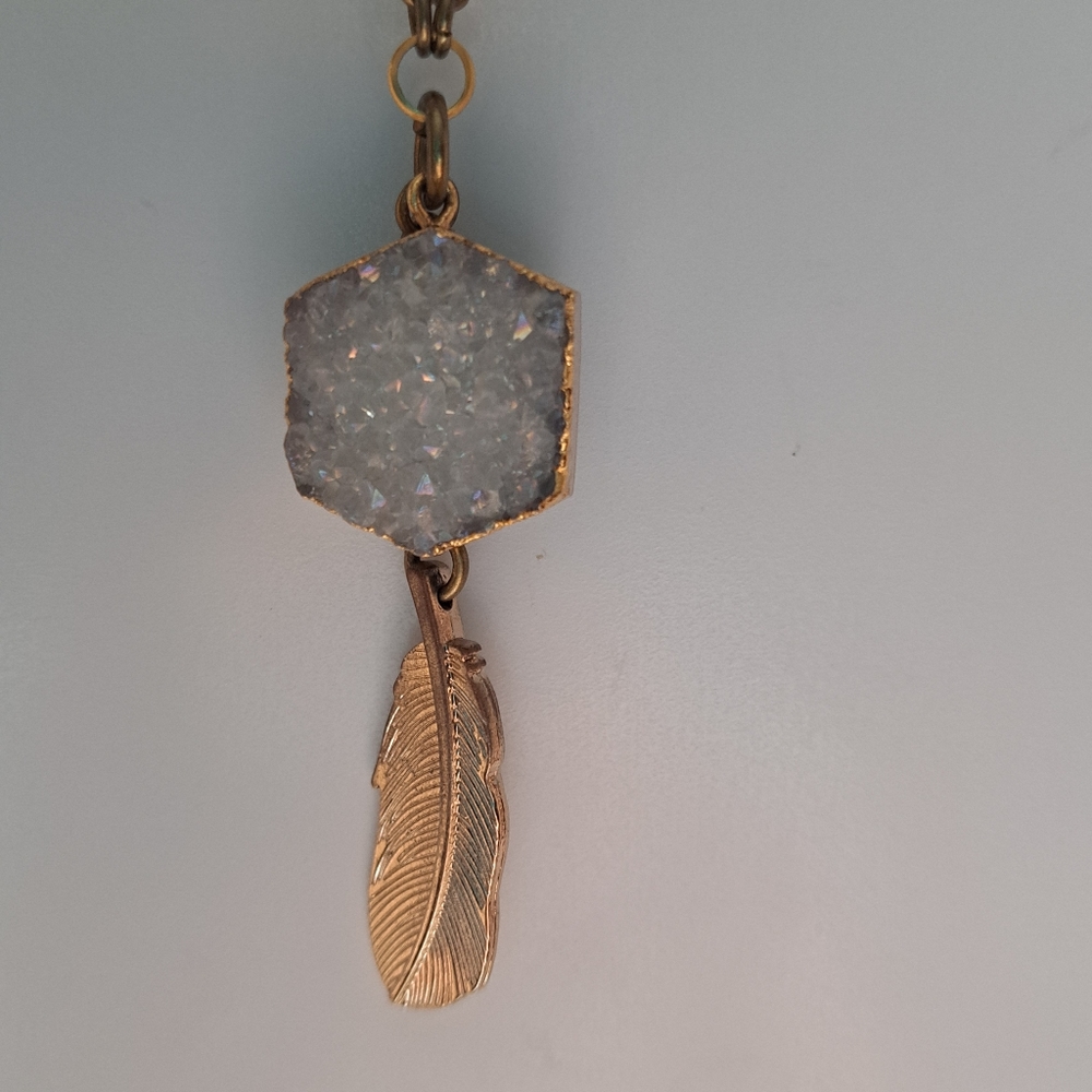 Beautifull Gray Druzy Stone Necklace